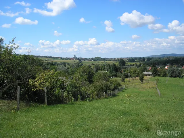 Eladó telek Esztergom, Zamárd, Árnyas u4 2606 nm