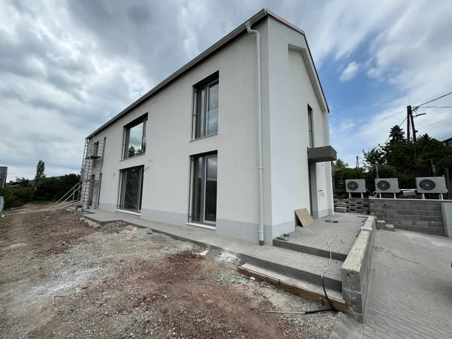Eladó lakás Pécs, Donátus 128 nm