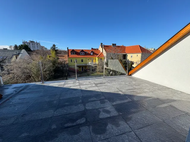 Eladó lakás Pécs, Egyetemváros 93 nm