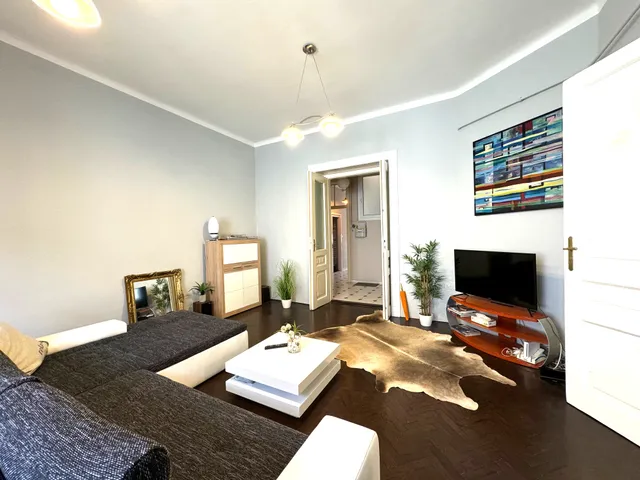 Eladó lakás Pécs, Belváros 74 nm