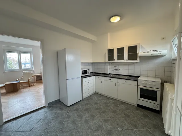 Kiadó lakás Pécs, Belváros, Jókai u 40 nm