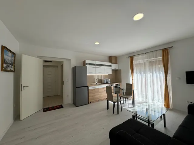 Eladó lakás Pécs, Egyetemváros 41 nm