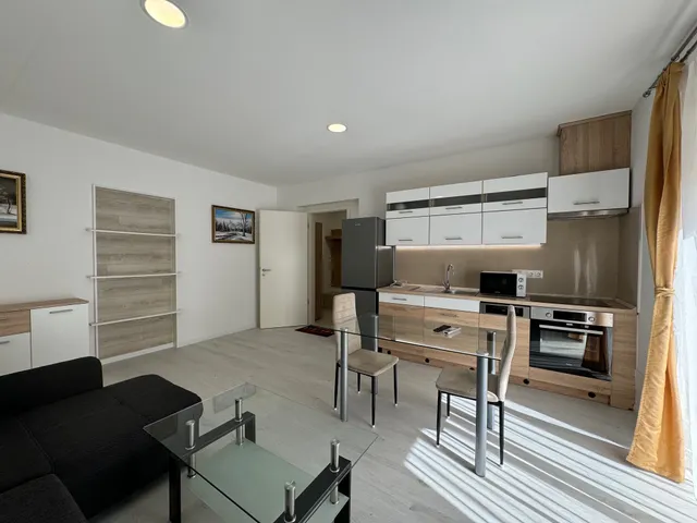 Eladó lakás Pécs, Egyetemváros 41 nm