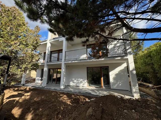 Eladó lakás Pécs, Egyetemváros 32 nm