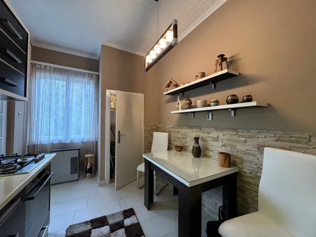 Eladó lakás Pécs, Egyetemváros, Madách Imre u 40 nm