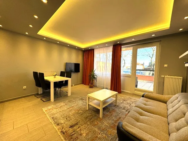 Kiadó lakás Pécs, Egyetemváros, Szigeti út 62 nm