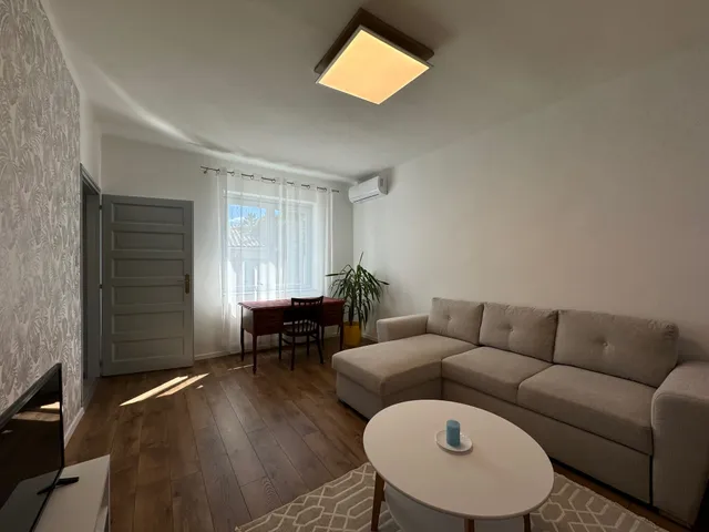 Kiadó lakás Pécs, Egyetemváros, Szendrey Júlia utca 61 nm