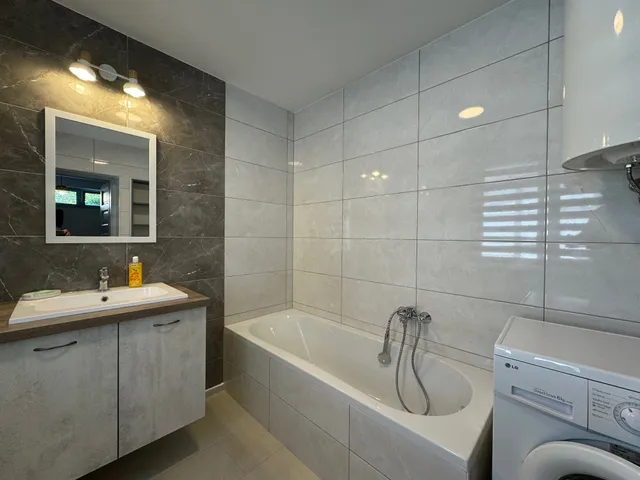 Kiadó lakás Pécs, Egyetemváros, Szendrey Júlia utca 61 nm