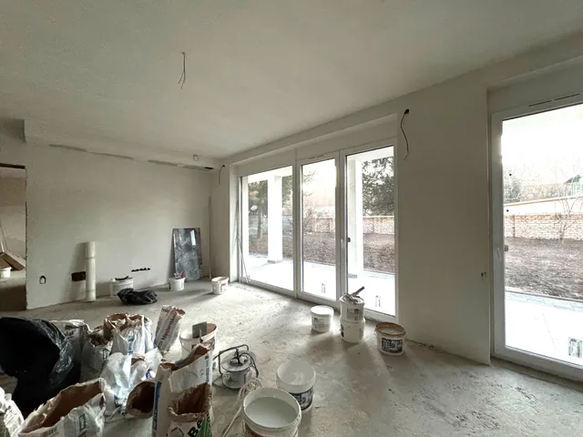 Eladó lakás Pécs, Egyetemváros 81 nm