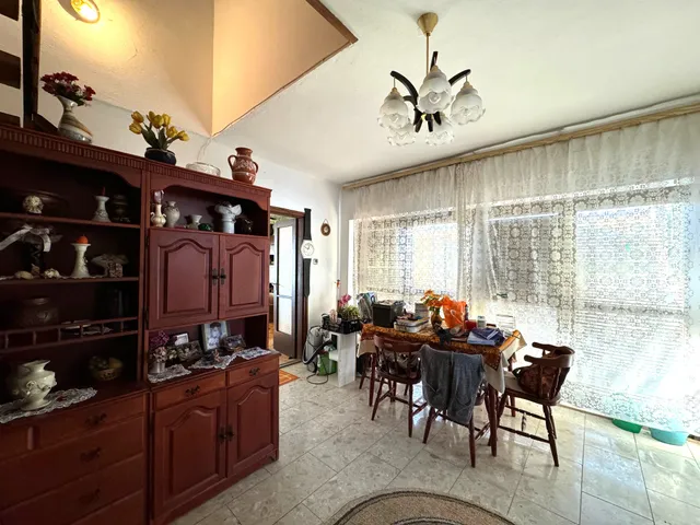 Eladó ház Hidas 192 nm