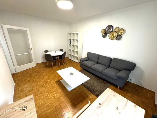 Kiadó lakás Pécs, Belváros, Szabadság út 47 nm