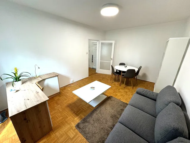 Kiadó lakás Pécs, Belváros, Szabadság út 47 nm