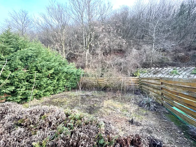 Eladó lakás Pécs, Ürög 79 nm