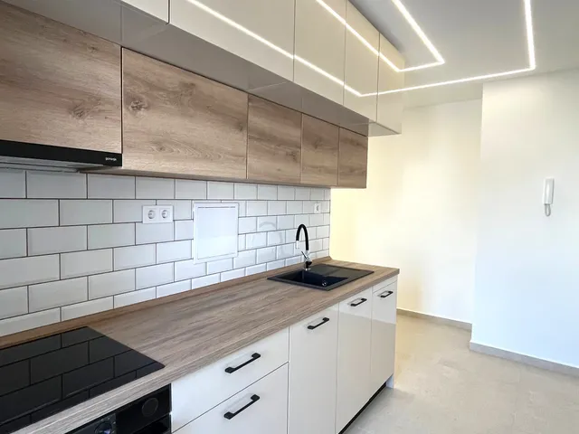 Eladó lakás Pécs, Uránváros 66 nm