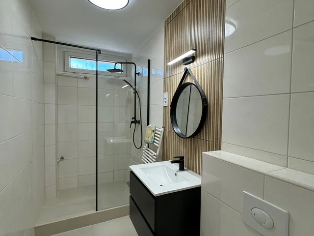 Eladó lakás Pécs, Uránváros, Radnóti Miklós utca 54 nm