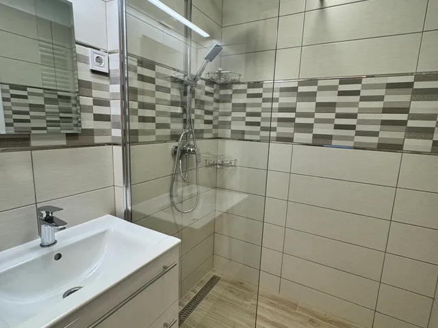 Eladó lakás Pécs, Egyetemváros 53 nm