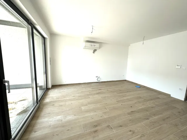 Eladó lakás Balatonszemes, Ady Endre u 67 nm