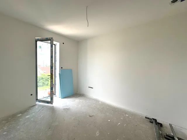 Eladó lakás Pécs, Makár 89 nm
