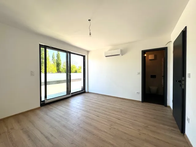 Eladó lakás Balatonszemes, Ady Endre u 83 nm