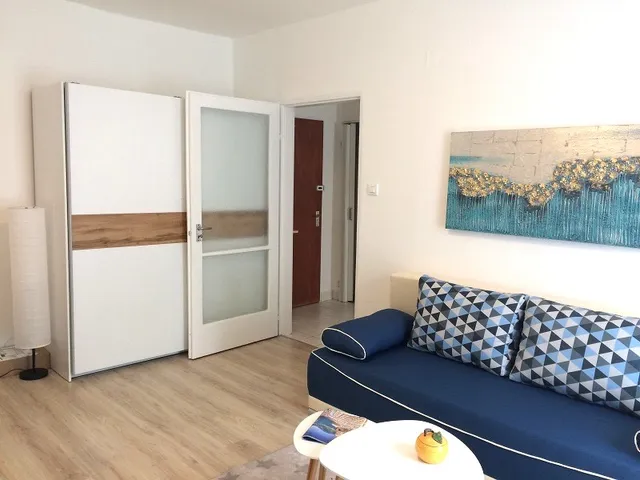 Eladó lakás Pécs, Egyetemváros 35 nm