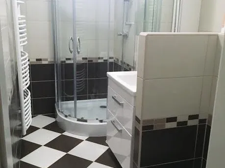Kiadó lakás Pécs, Egyetemváros, Építők útja 54 nm