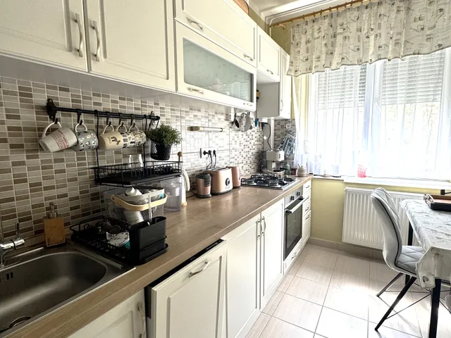 Eladó lakás Pécs, Uránváros, Hajnóczy út 48 nm