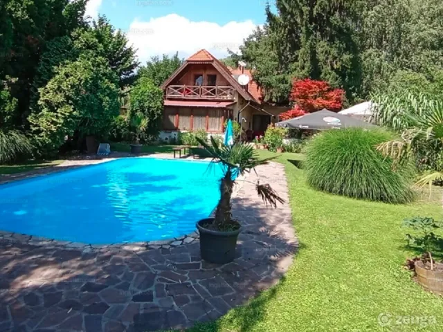 Eladó ház Budakalász, Dunapart 280 nm