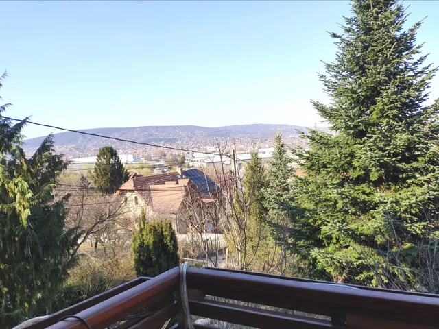 Kiadó ház Budaörs 120 nm