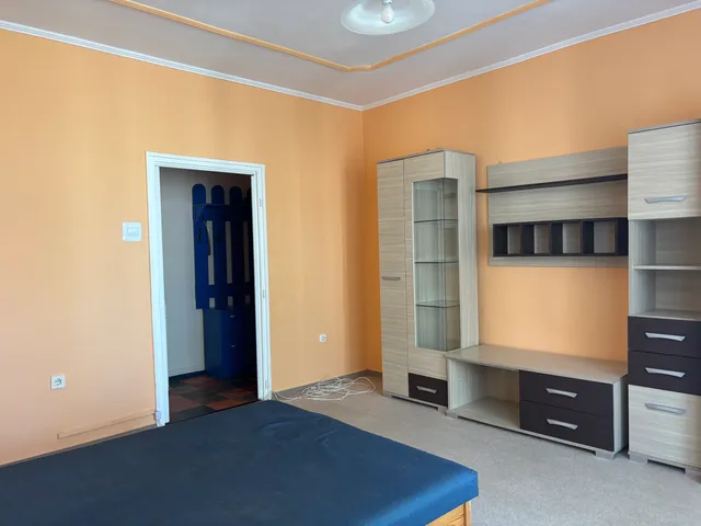 Kiadó lakás Tatabánya, Kertvárosi lakótelep 53 nm