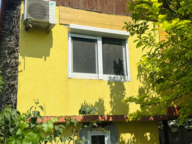 Eladó nyaraló Tata, Újhegy, Barcsay Jenő utca 42 nm
