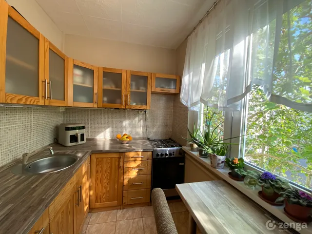 Eladó lakás Kecskemét, Széchenyiváros 54 nm