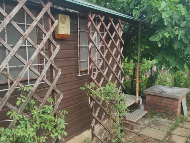 Eladó mezőgazdasági ingatlan Sóly 6 nm