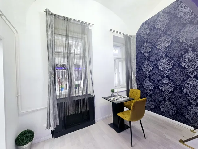 Eladó lakás Budapest VI. kerület, Hajós utca 27 nm