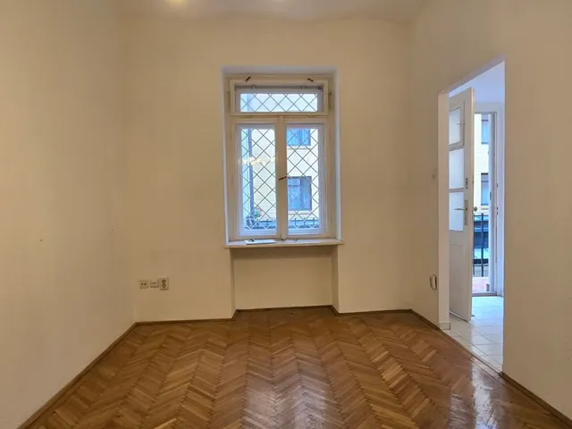 Eladó lakás Budapest V. kerület, Belváros 28 nm