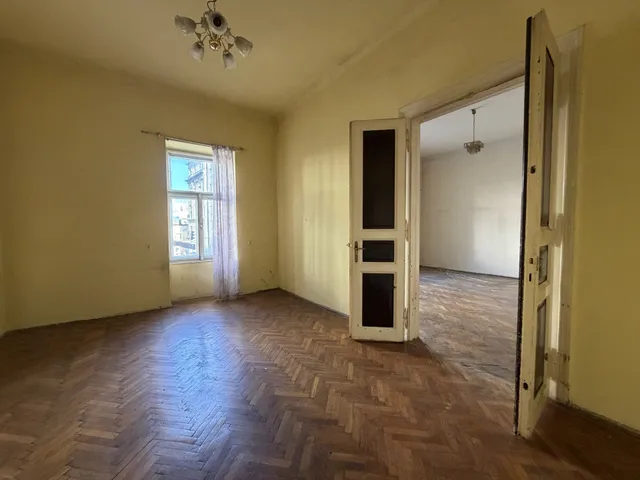 Eladó lakás Budapest VIII. kerület 82 nm