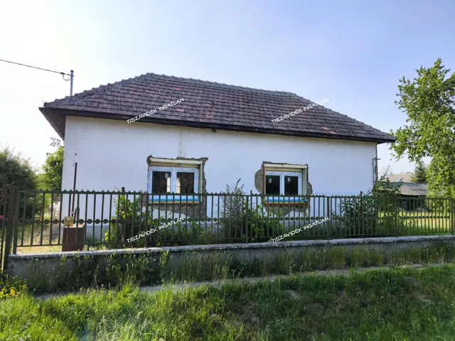 Eladó ház Csataszög 67 nm