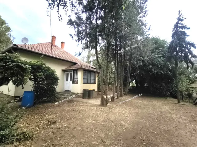 Eladó ház Nagykörű, Dózsa György út 76 nm