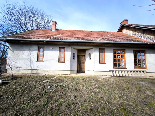 Eladó ház Nagykörű, Petrovay György út 94 nm