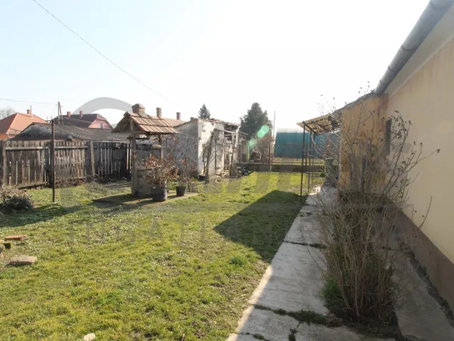 Eladó ház Kemenesmagasi 75 nm