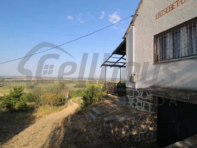 Eladó mezőgazdasági ingatlan Kemeneskápolna 2600 nm