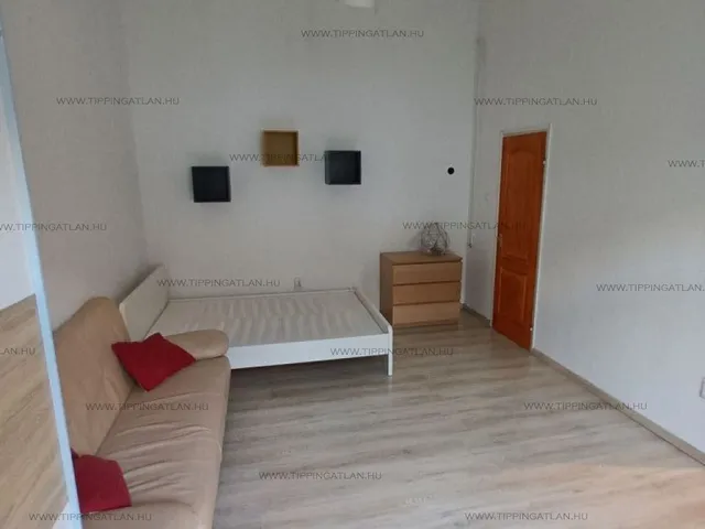 Eladó lakás Budapest VI. kerület 32 nm
