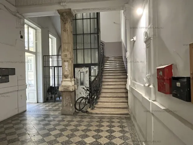 Eladó lakás Budapest VI. kerület, Szondi utca 81 nm