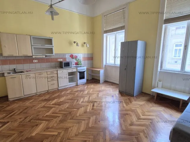 Eladó lakás Budapest VIII. kerület, Rákóczi út 75 nm