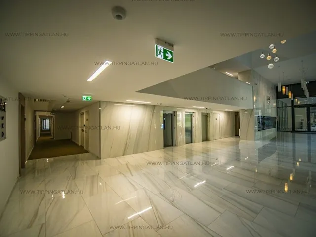 Eladó lakás Budapest VIII. kerület, Corvin negyed 29 nm