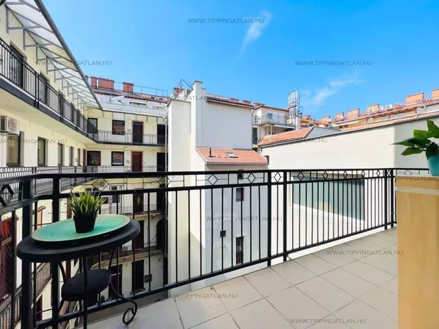 Eladó lakás Budapest VI. kerület 79 nm