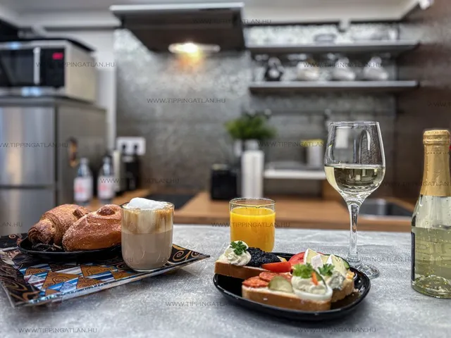 Eladó lakás Budapest VI. kerület 22 nm