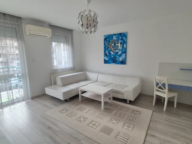 Kiadó lakás Budapest XII. kerület, Németvölgy 60 nm