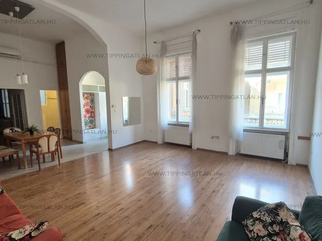 Eladó lakás Budapest VI. kerület 64 nm