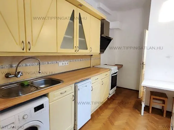 Eladó lakás Budapest II. kerület, Rézmál, Alvinci út 112 nm