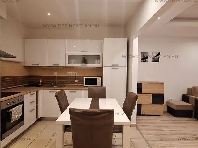 Eladó lakás Budapest VIII. kerület, Corvin negyed 47 nm